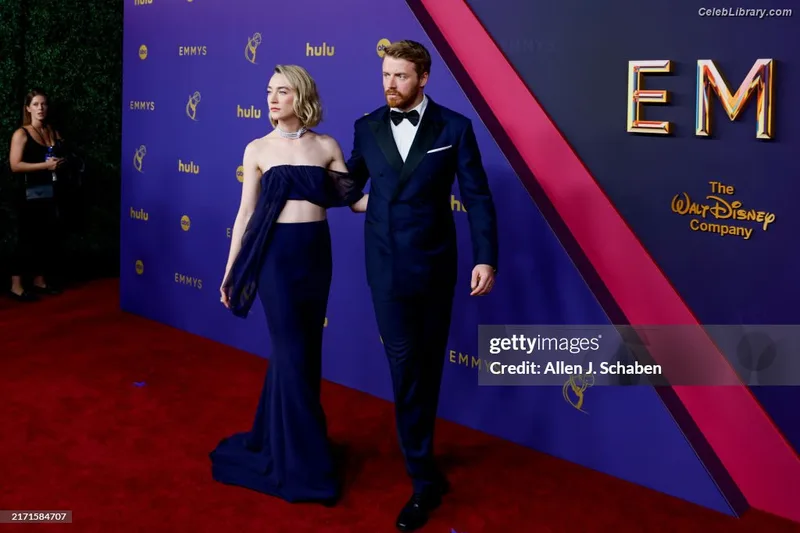 Saoirse Ronan photo 2 of 406