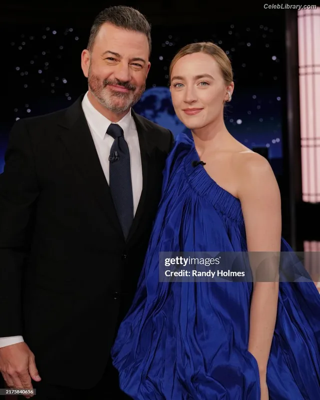 Saoirse Ronan photo 18 of 406