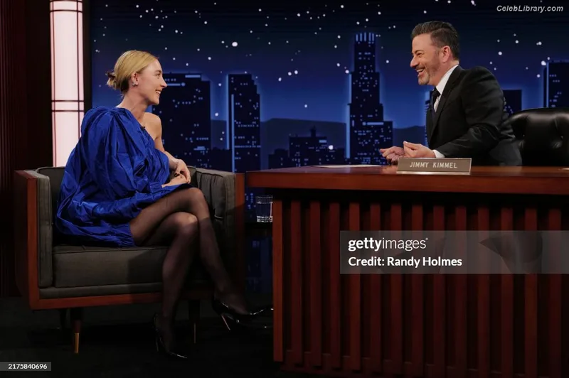 Saoirse Ronan photo 19 of 406
