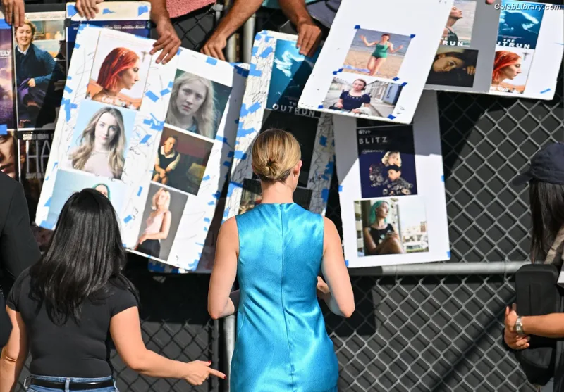 Saoirse Ronan photo 3 of 406