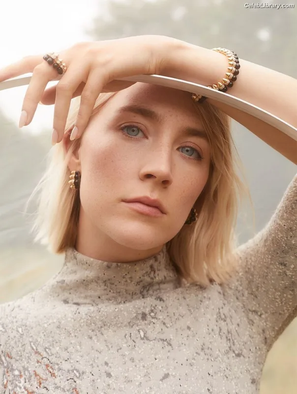 Saoirse Ronan photo 22 of 406
