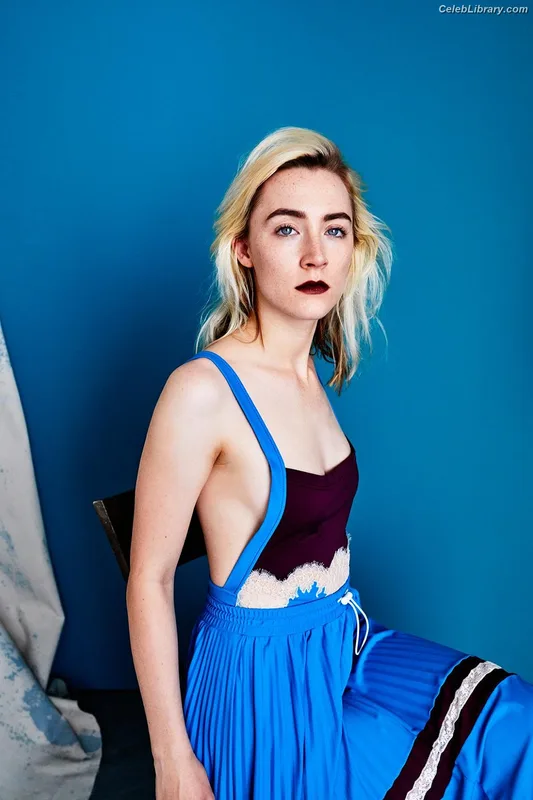 Saoirse Ronan photo 14 of 406