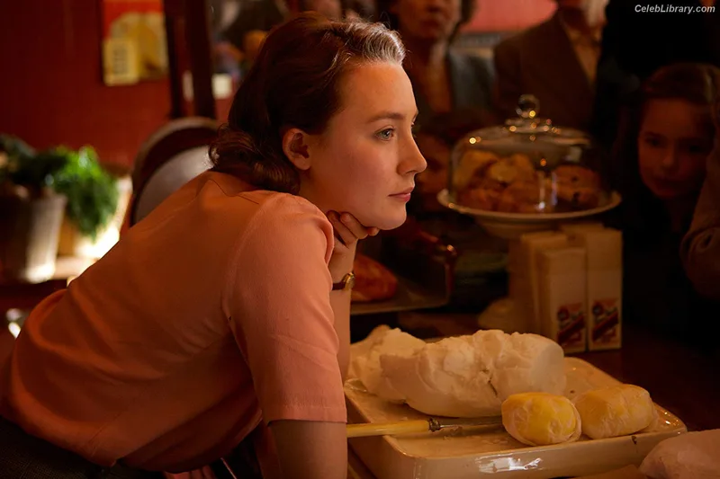Saoirse Ronan photo 2 of 406