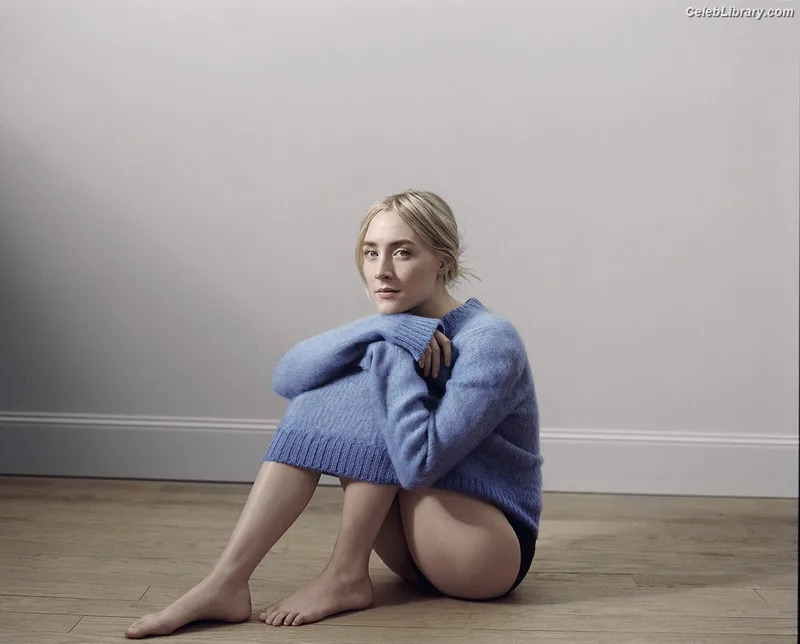 Saoirse Ronan photo 4 of 406