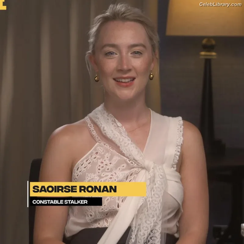 Saoirse Ronan photo 14 of 406
