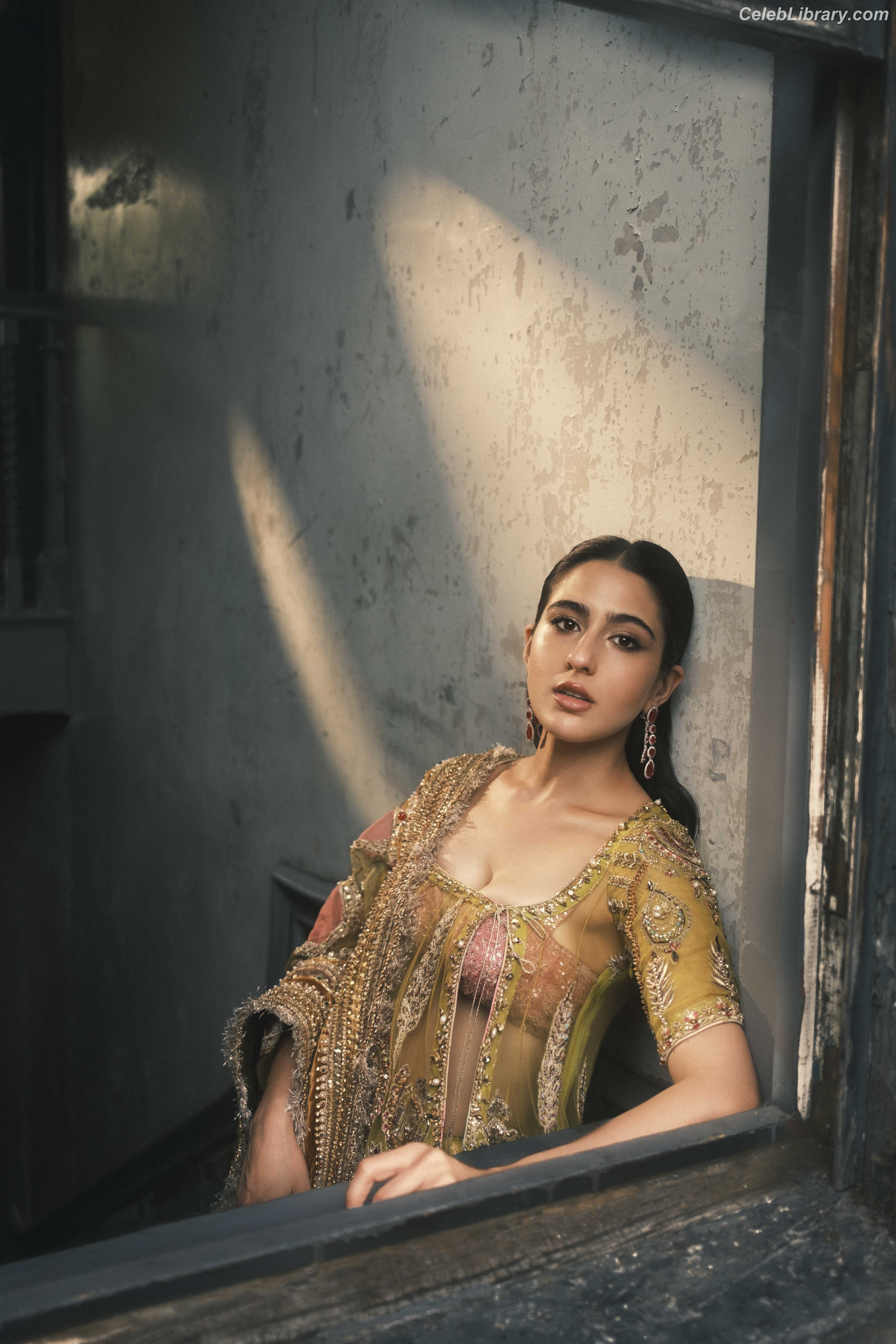 Sara Ali Khan photo 2 of 48