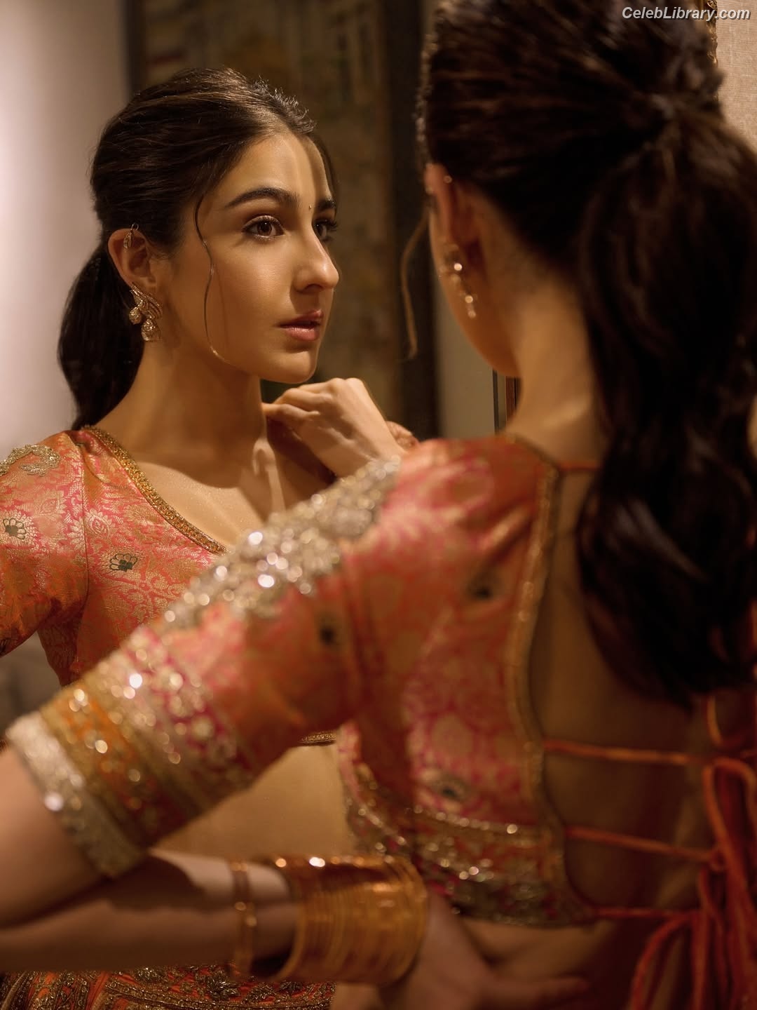Sara Ali Khan photo 23 of 48