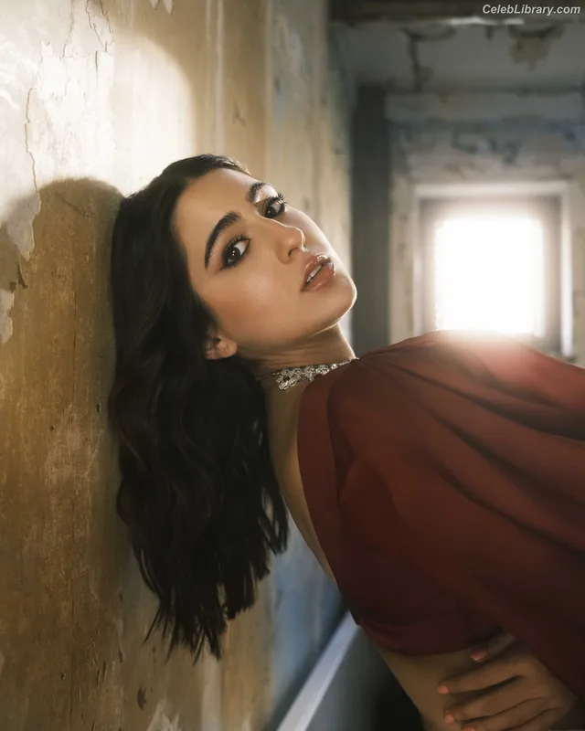 Sara Ali Khan photo 4 of 48