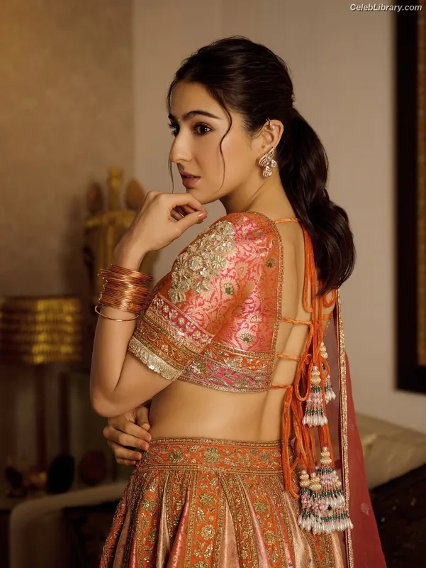 Sara Ali Khan photo 21 of 48
