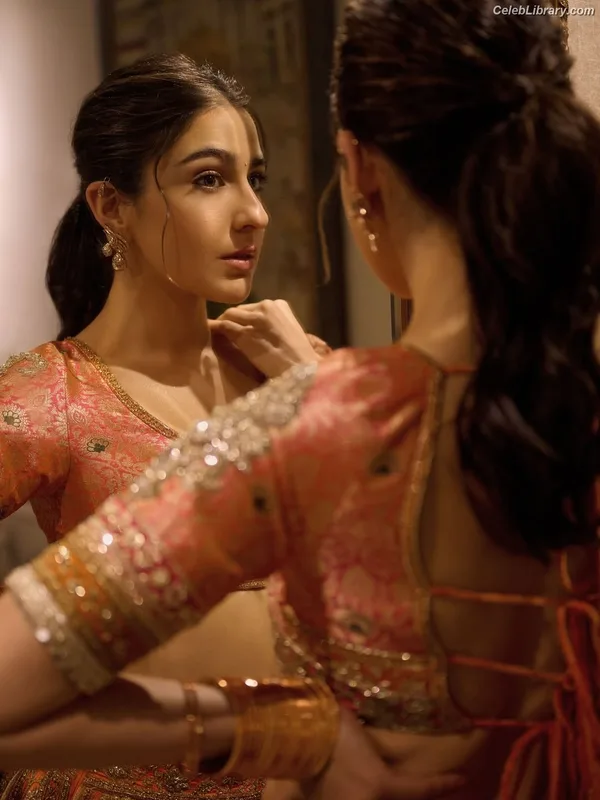 Sara Ali Khan photo 23 of 48