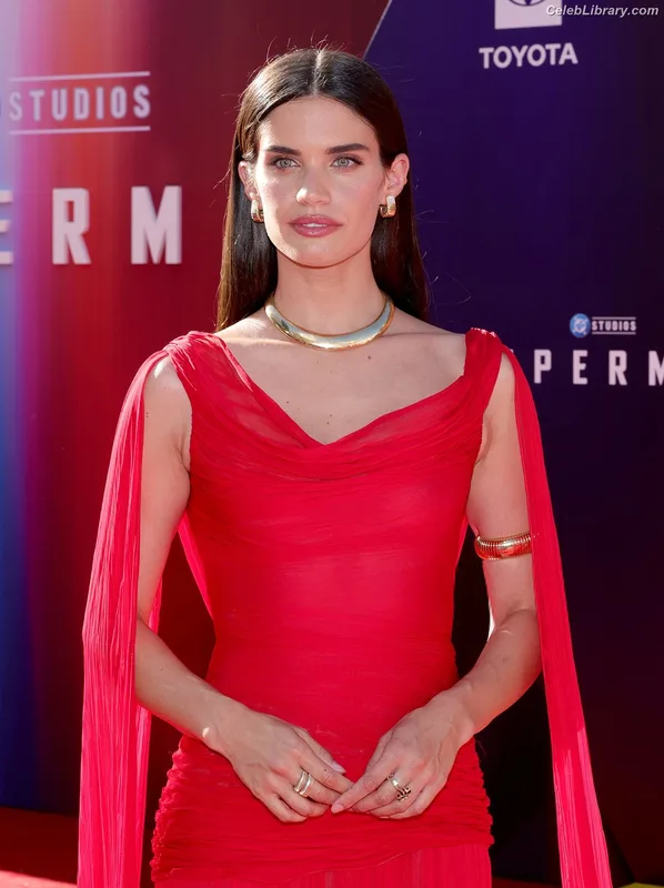 Sara Sampaio photo 21 of 488