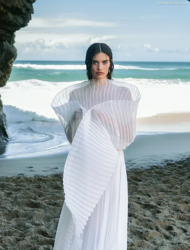 Sara Sampaio photo 1 of 488