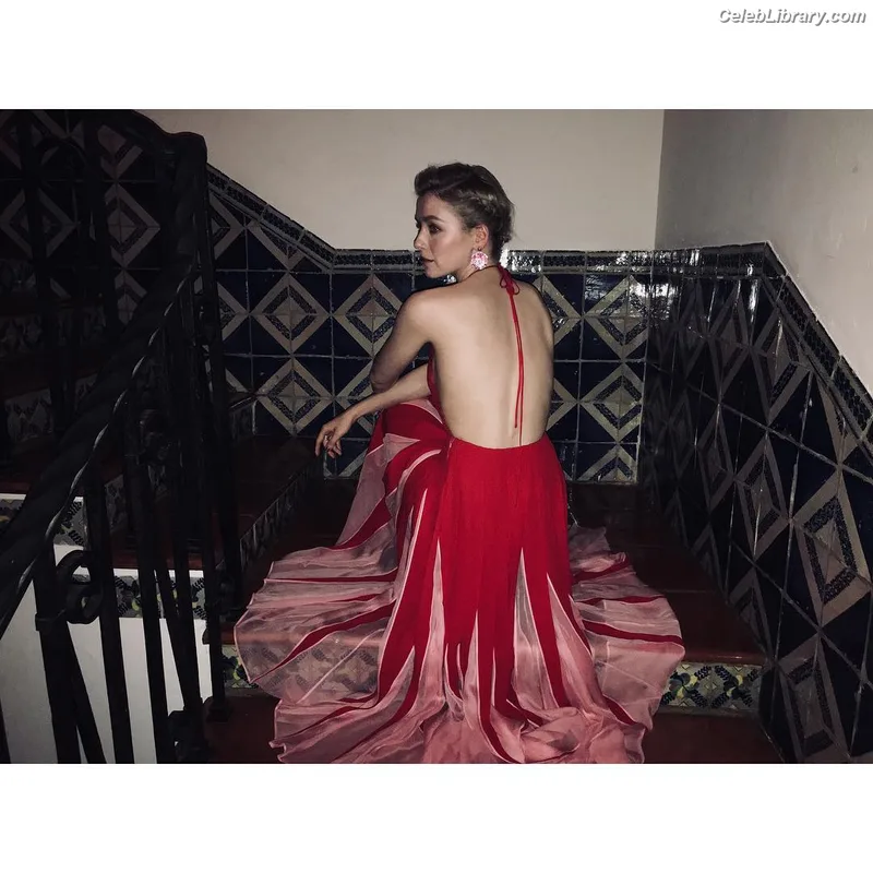 Sarah Bolger photo 21 of 29