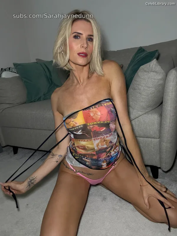Sarah Jayne Dunn photo 20 of 1422