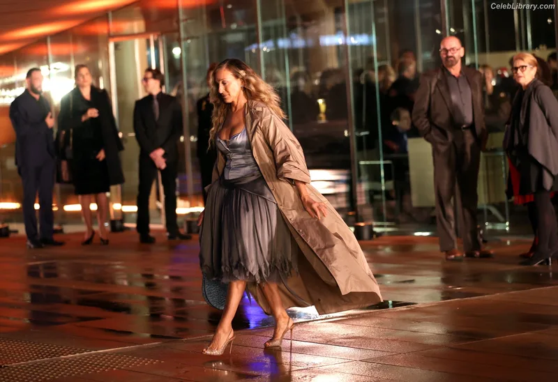Sarah Jessica Parker photo 8 of 96