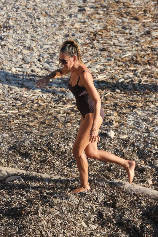 Sarah Jessica Parker photo 9 of 96