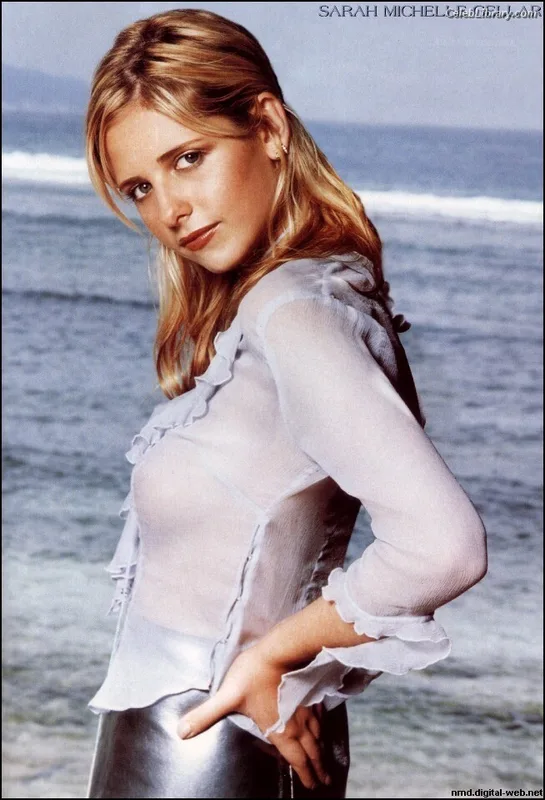 Sarah Michelle Gellar photo 5 of 653