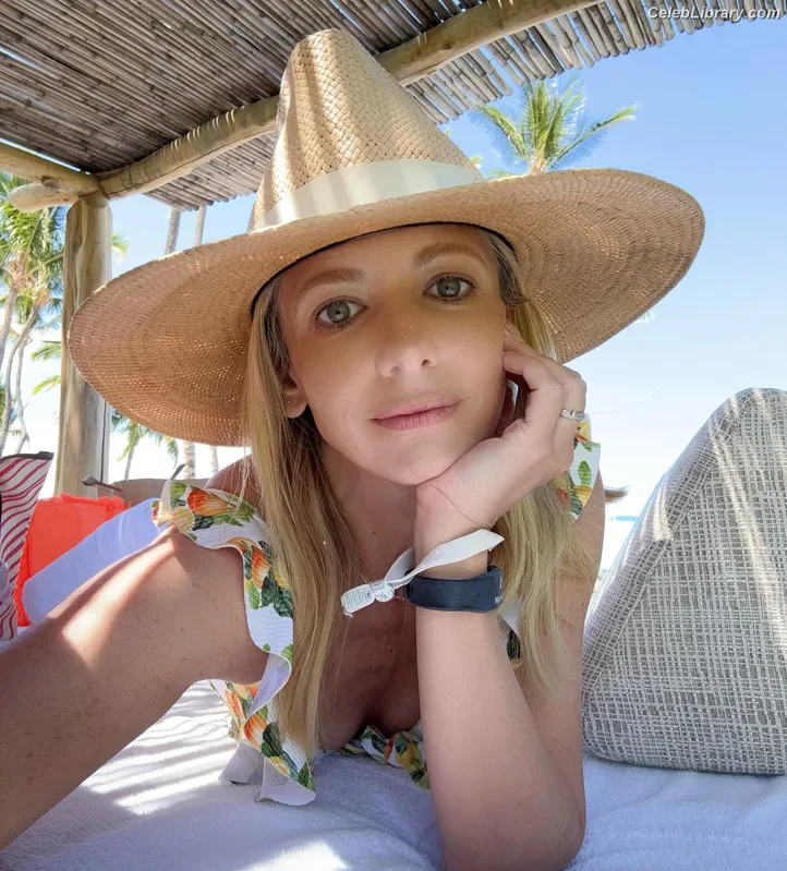 Sarah Michelle Gellar photo 15 of 653