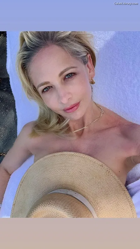 Sarah Michelle Gellar photo 19 of 653