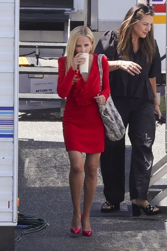 Sarah Michelle Gellar photo 10 of 653