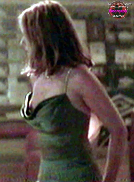 Sarah Michelle Gellar photo 16 of 653