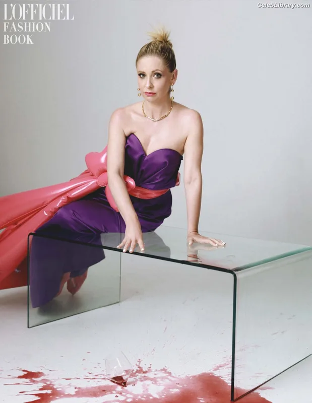 Sarah Michelle Gellar photo 1 of 653