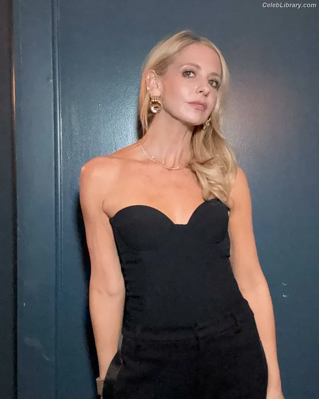 Sarah Michelle Gellar photo 5 of 653