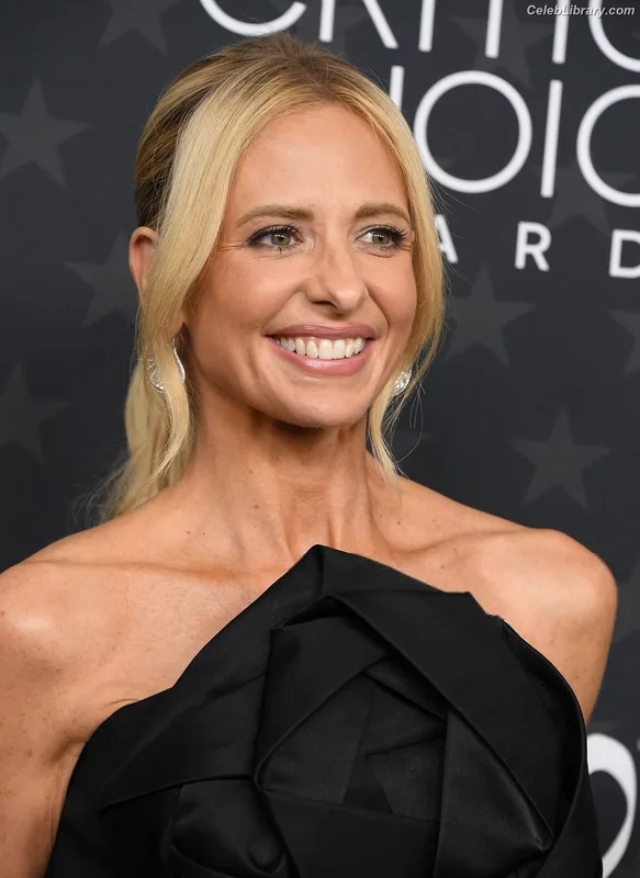 Sarah Michelle Gellar photo 19 of 653