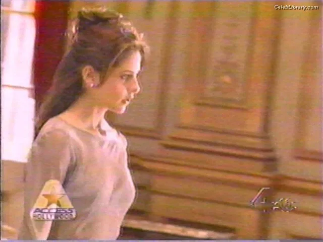 Sarah Michelle Gellar photo 12 of 653