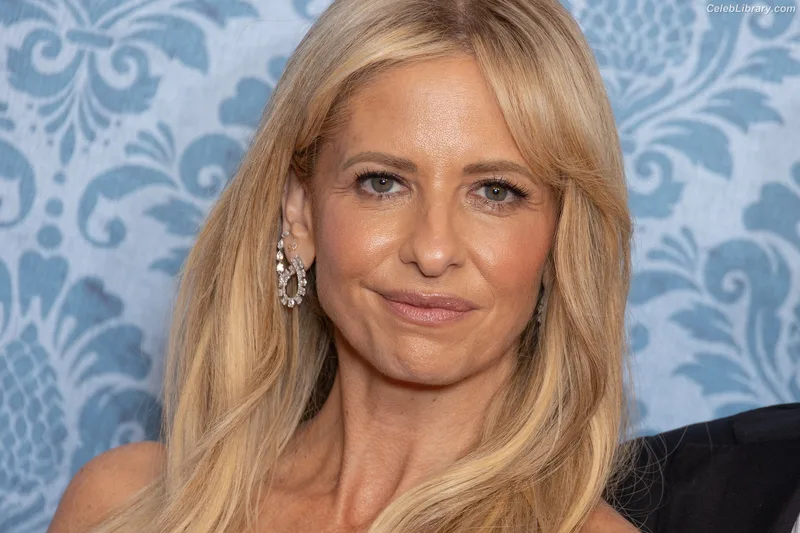Sarah Michelle Gellar photo 21 of 653