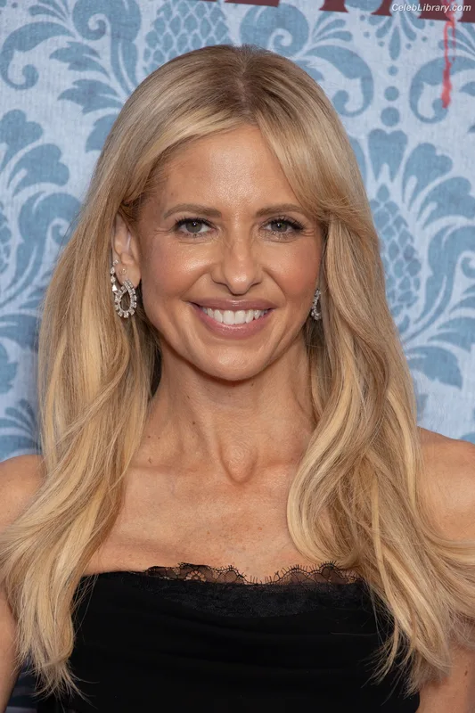 Sarah Michelle Gellar photo 7 of 653