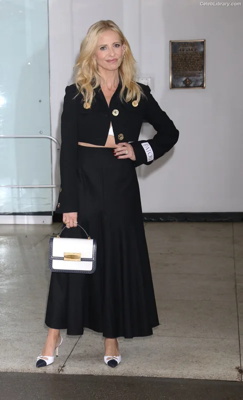 Sarah Michelle Gellar photo 9 of 653