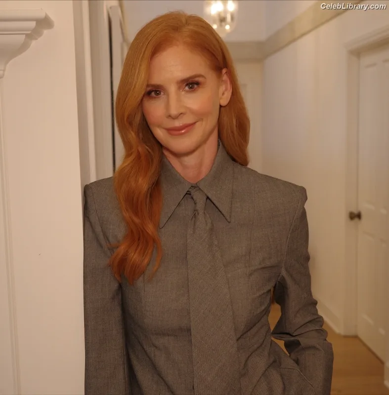 Sarah Rafferty photo 7 of 63