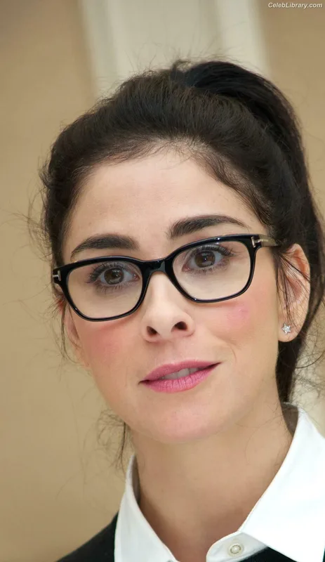 Sarah Silverman photo 9 of 134