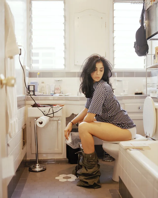Sarah Silverman photo 10 of 134