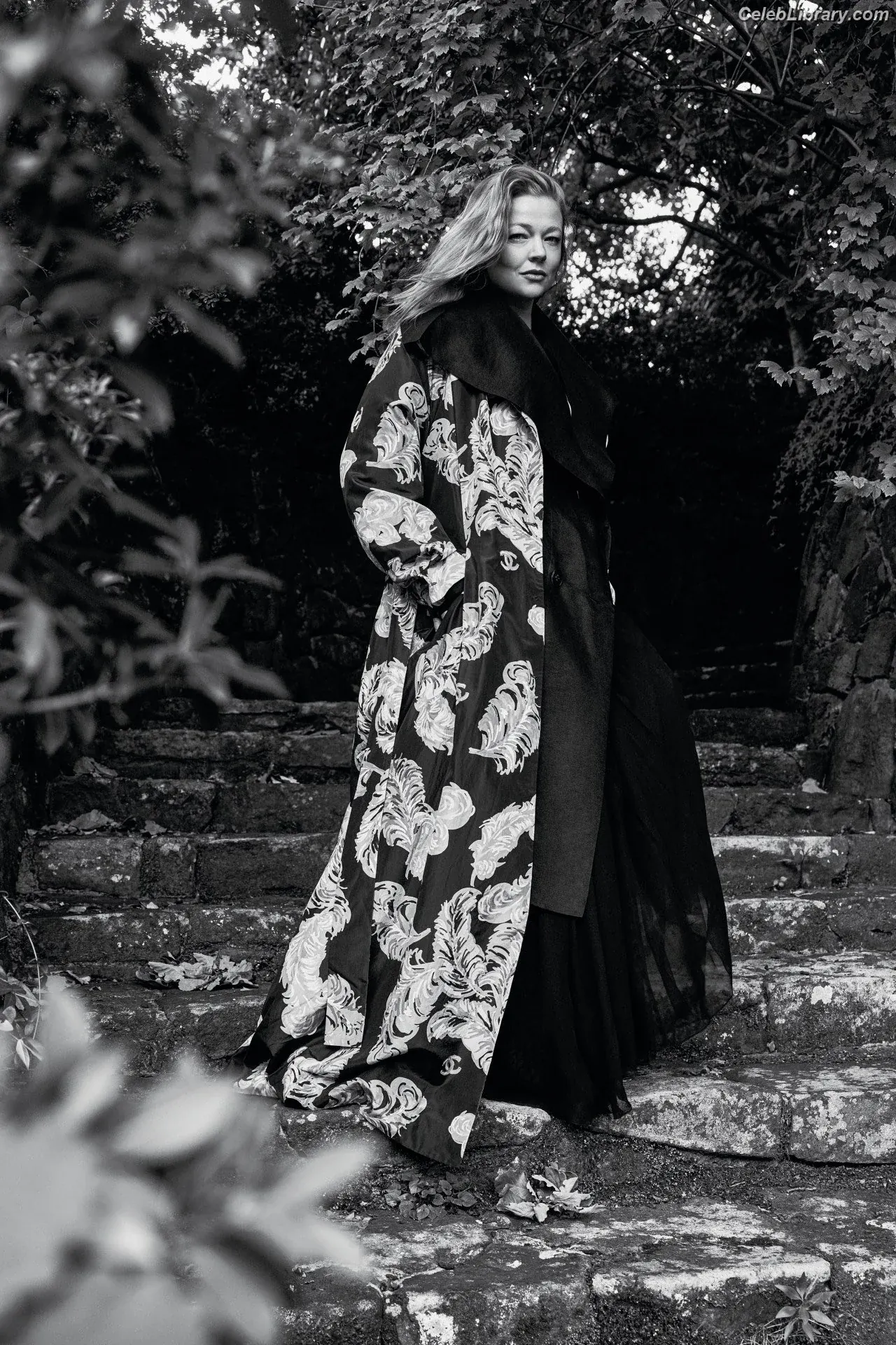 Sarah Snook photo 11 of 145