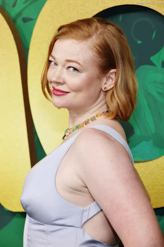 Sarah Snook photo 11 of 146