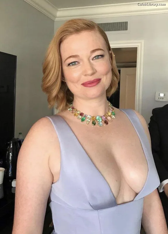 Sarah Snook photo 14 of 146