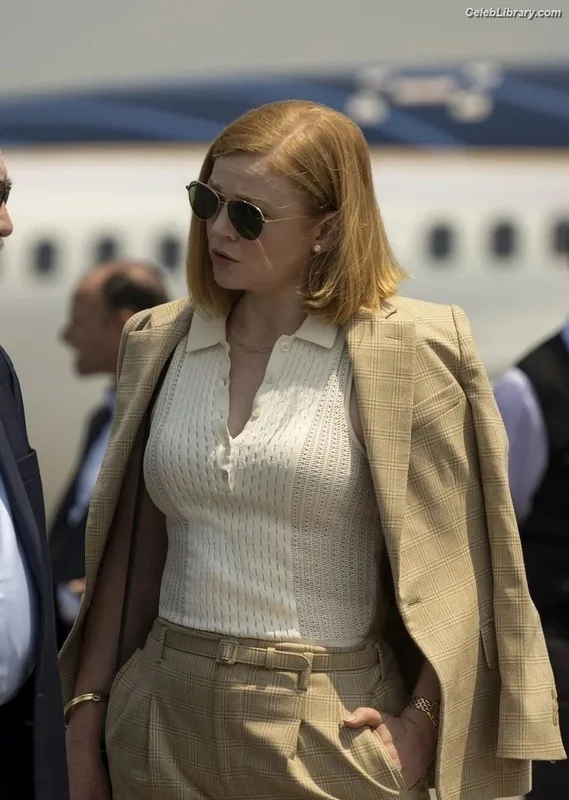 Sarah Snook photo 4 of 146