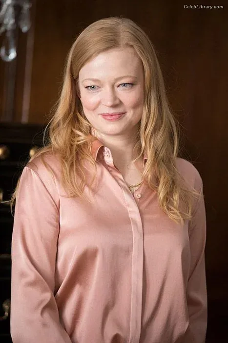 Sarah Snook photo 7 of 146