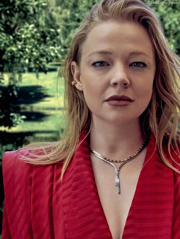 Sarah Snook photo 13 of 146