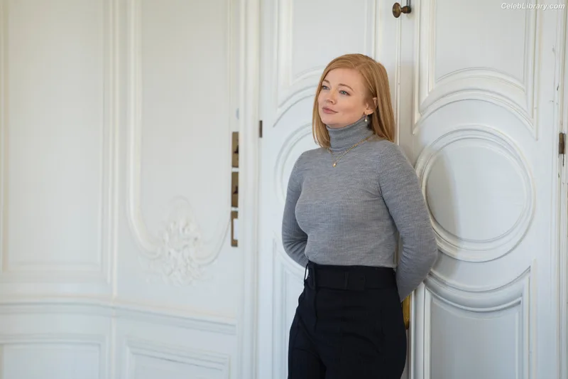 Sarah Snook photo 19 of 146