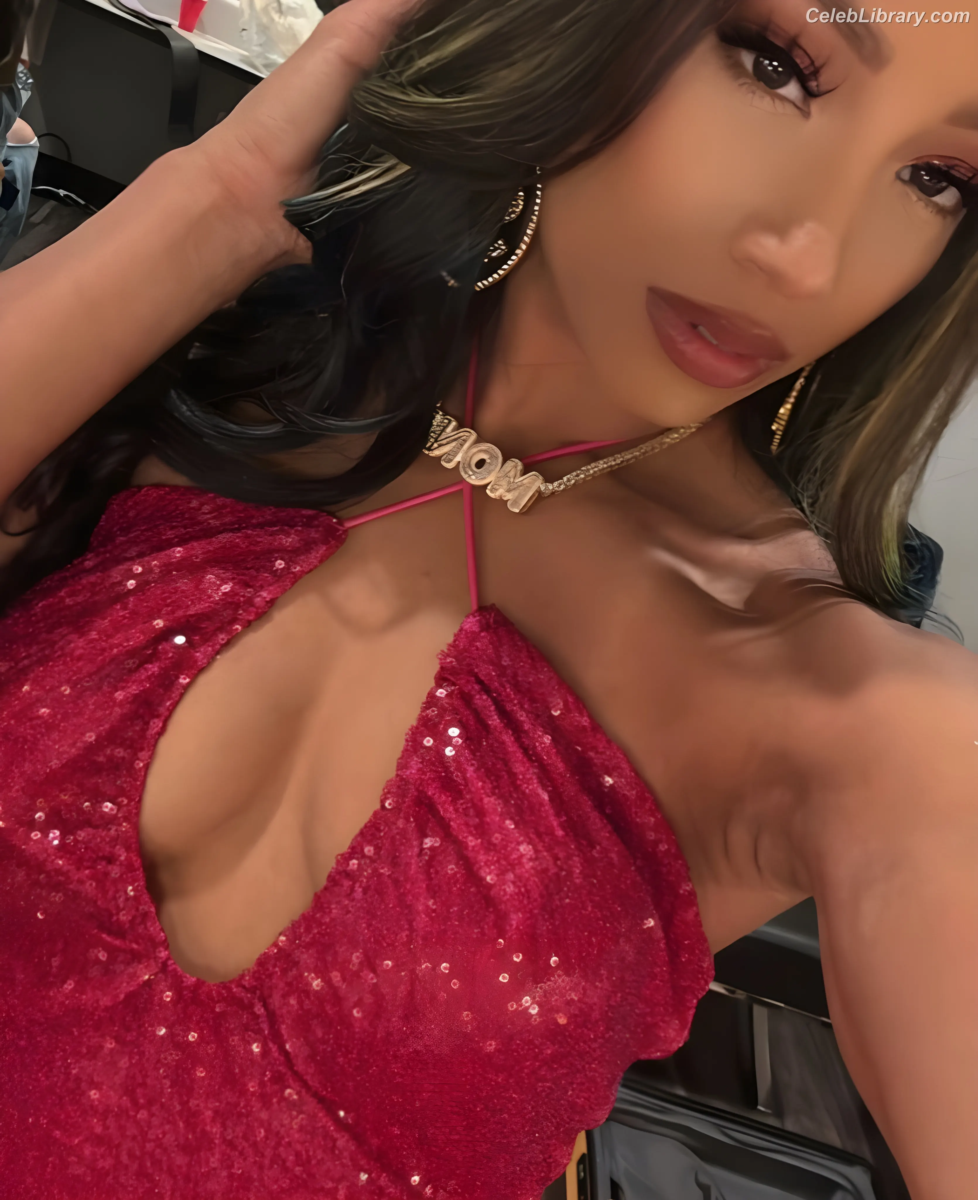 Sasha Banks photo 13 of 775