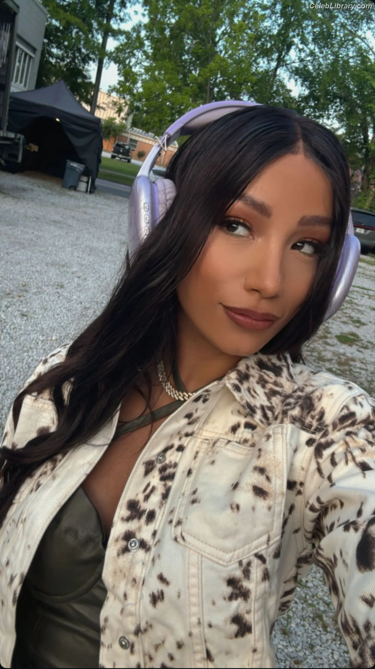 Sasha Banks photo 3 of 775