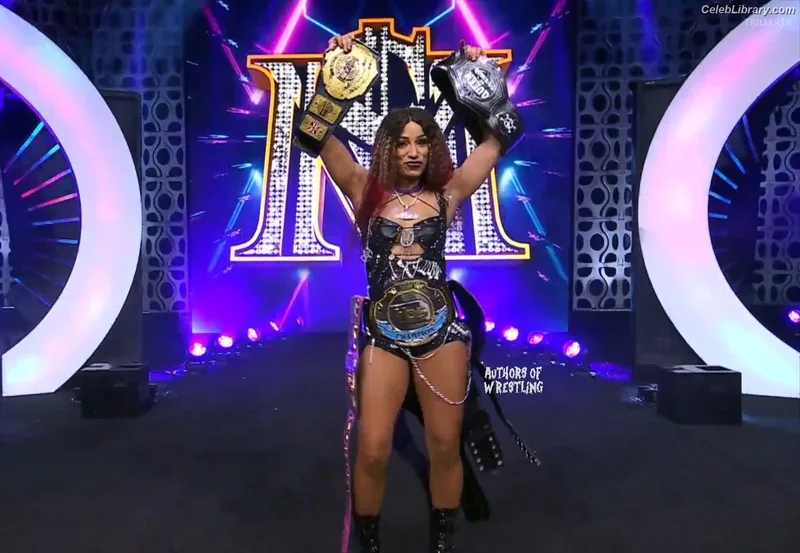 Sasha Banks photo 5 of 776