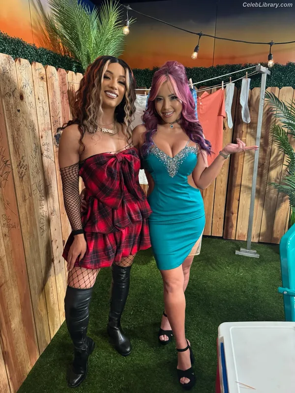 Sasha Banks photo 23 of 776