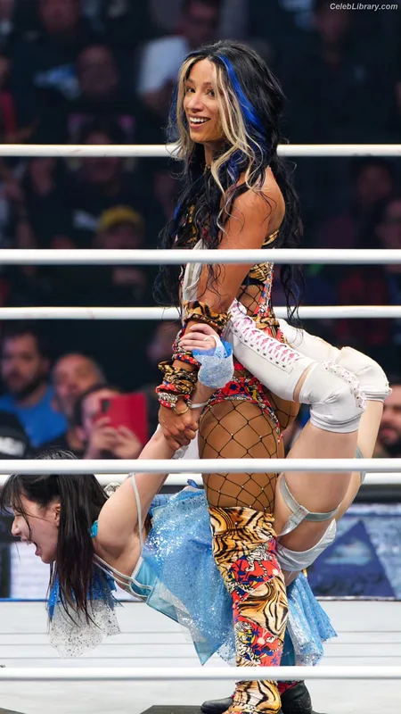 Sasha Banks photo 13 of 776