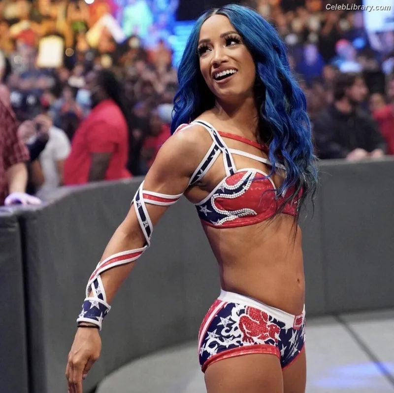Sasha Banks photo 2 of 776