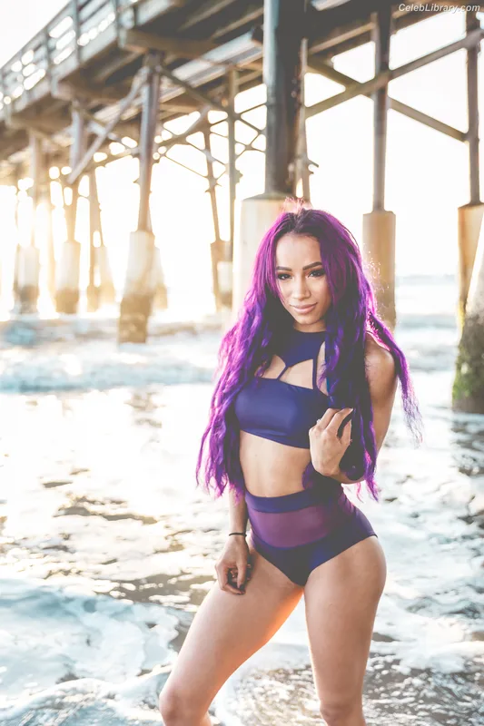 Sasha Banks photo 2 of 776
