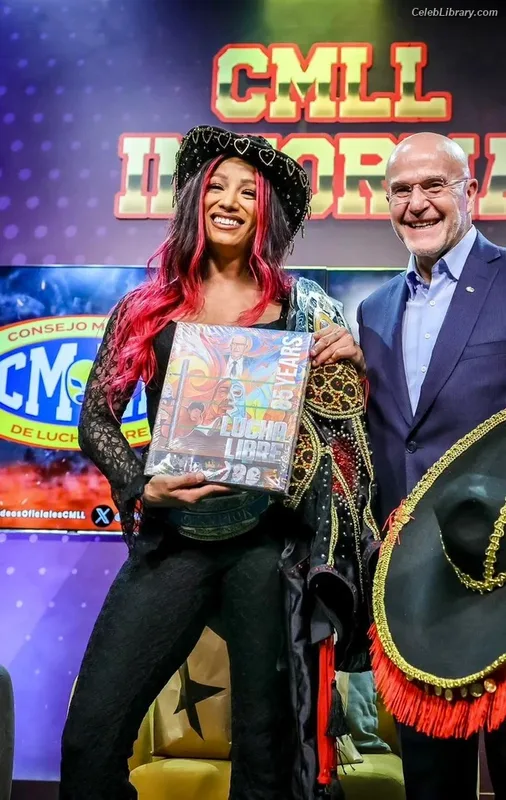 Sasha Banks photo 8 of 776